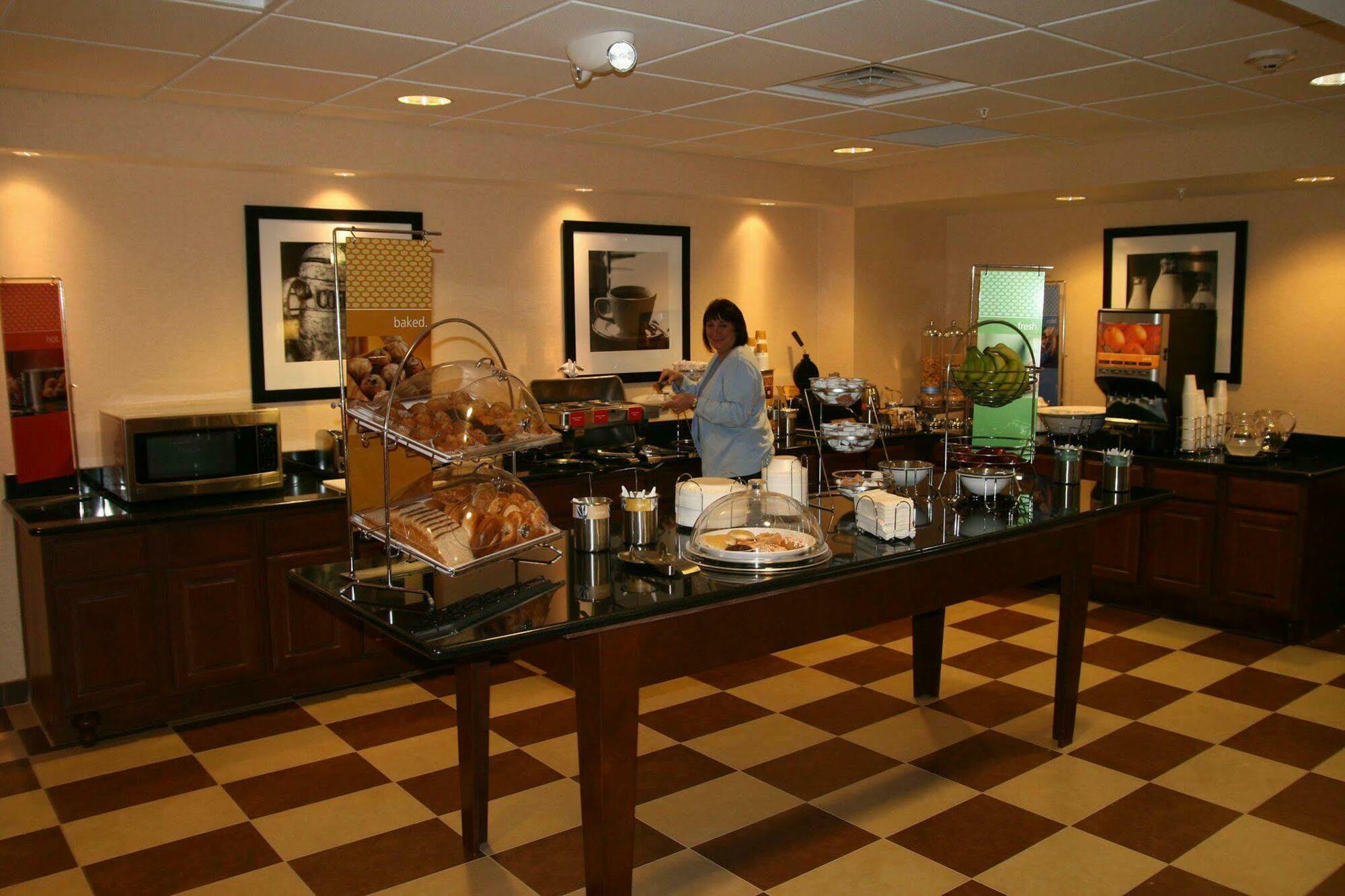 Hampton Inn & Suites Morgan City Restaurace fotografie